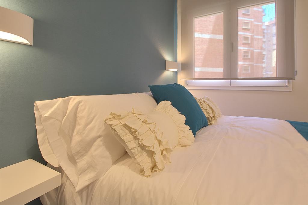 Apartamentos Malagueta Urban Beach Málaga Esterno foto