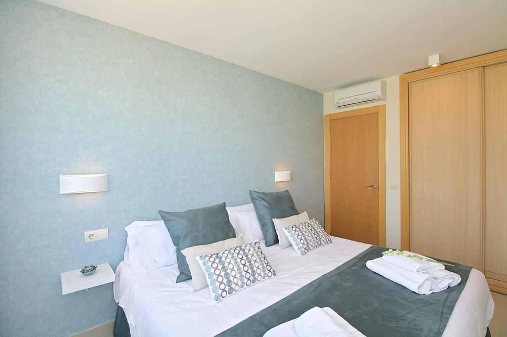 Apartamentos Malagueta Urban Beach Málaga Esterno foto