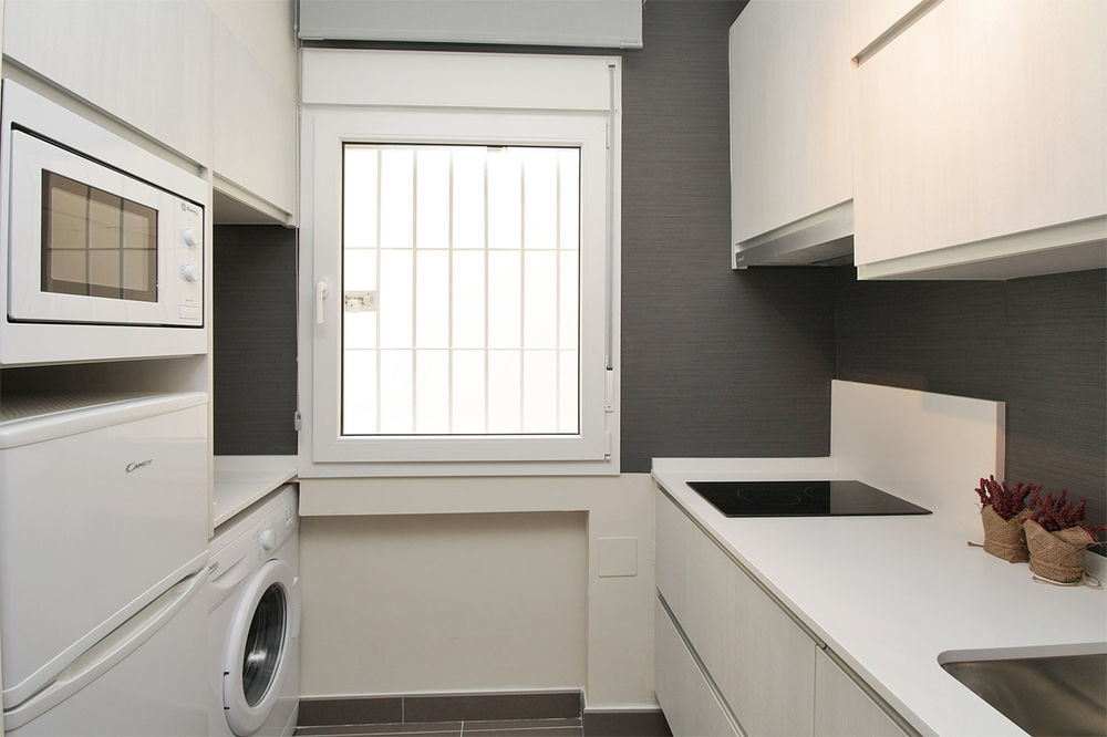 Apartamentos Malagueta Urban Beach Málaga Esterno foto