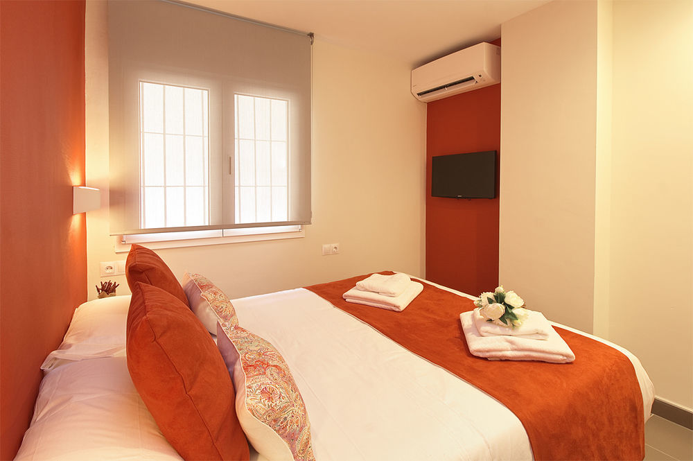 Apartamentos Malagueta Urban Beach Málaga Esterno foto