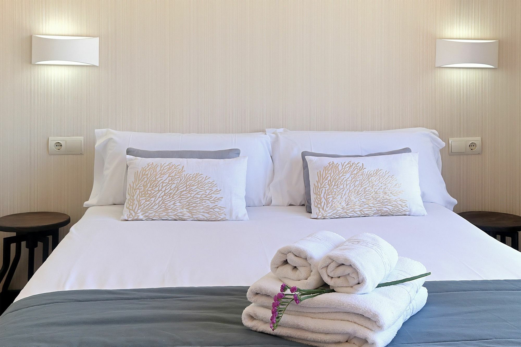 Apartamentos Malagueta Urban Beach Málaga Esterno foto